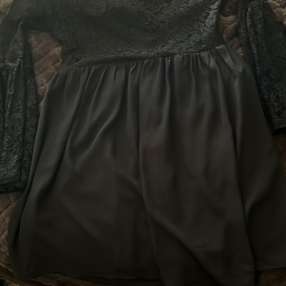 Cute dress only worn a couple of times, doesn't fit anymore. - Picture 5 of 5